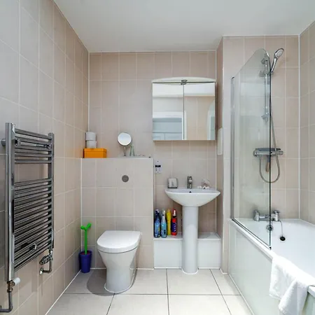 Guestready - Chic Stay With Balcony In Londra Esterno foto